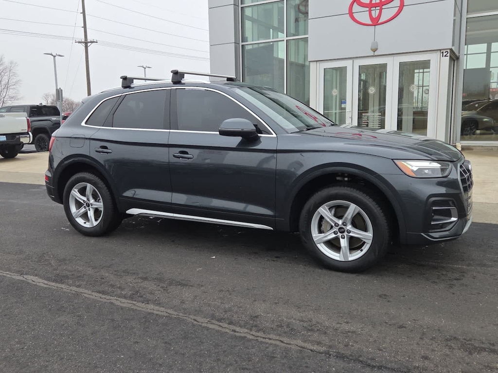 Used 2025 Audi Q5 40 Premium SUV