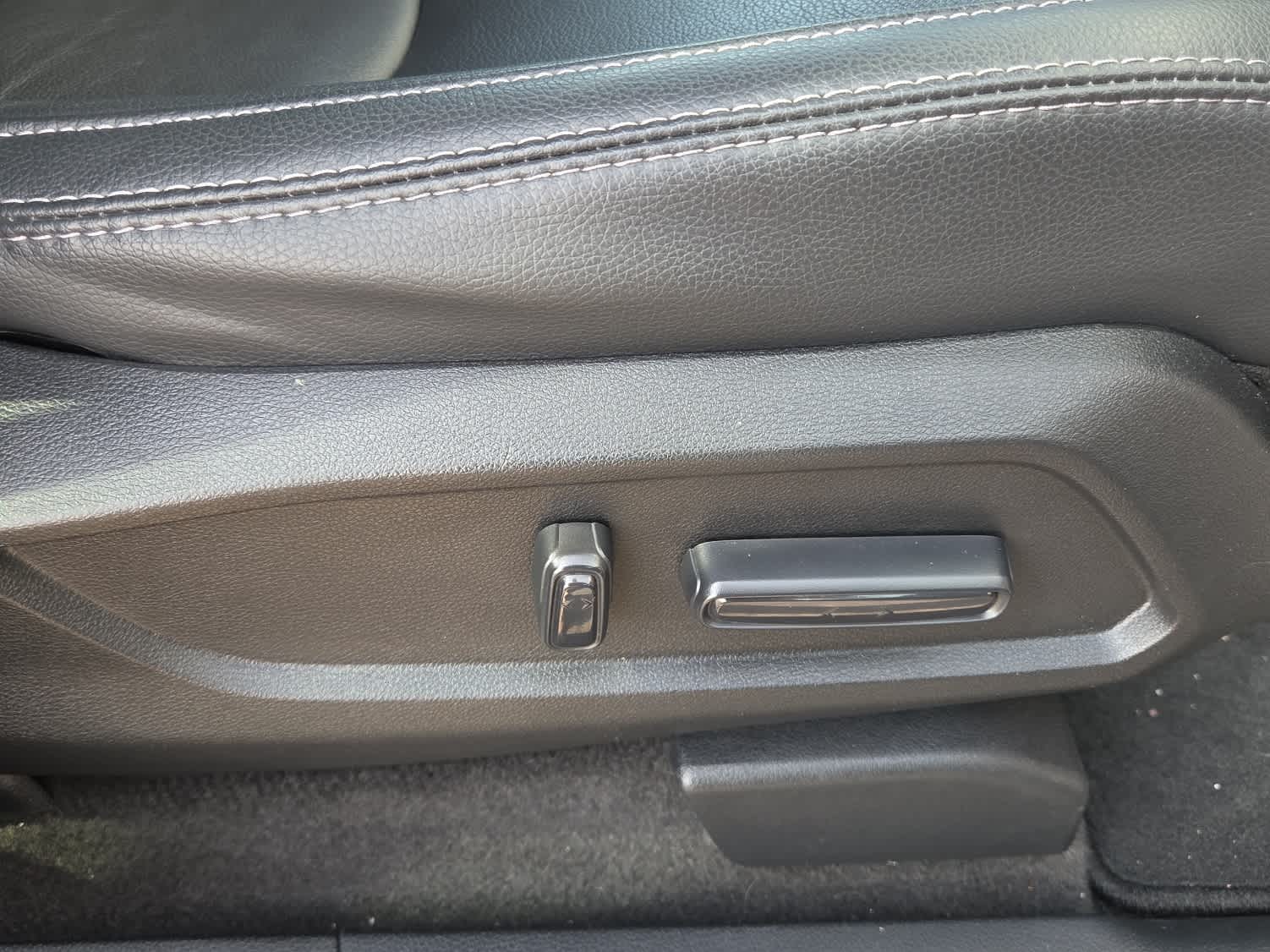 2025 Honda Pilot EX-L - Photo 24