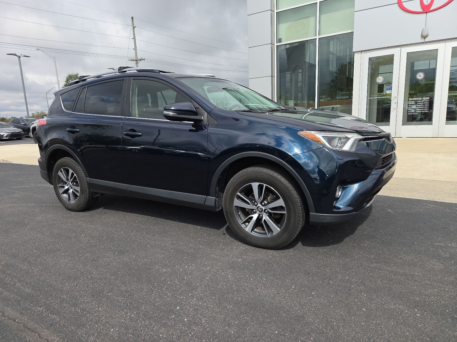 2017 Toyota RAV4 XLE