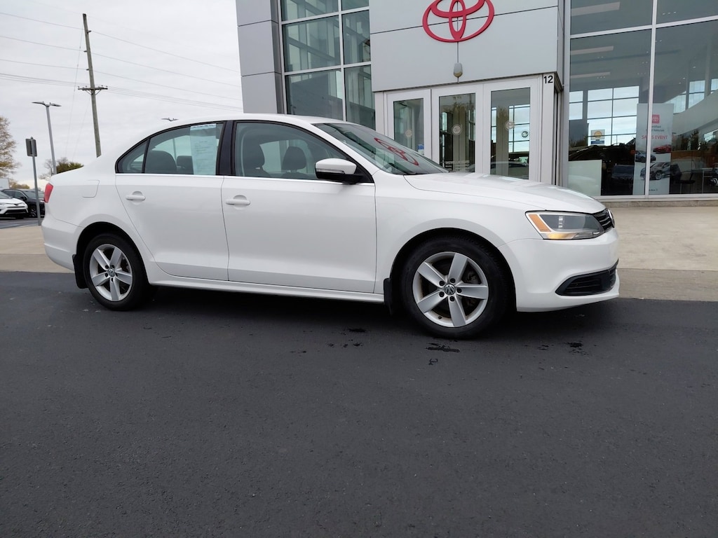 Used 2013 Volkswagen Jetta 2.0L TDI Sedan