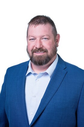 Staff member Kevin Vaughn from 54597b21bd58