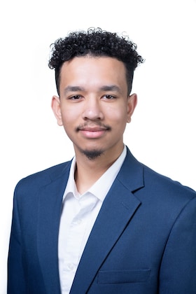 Staff member Hussein Zwink from 54597b21bd58