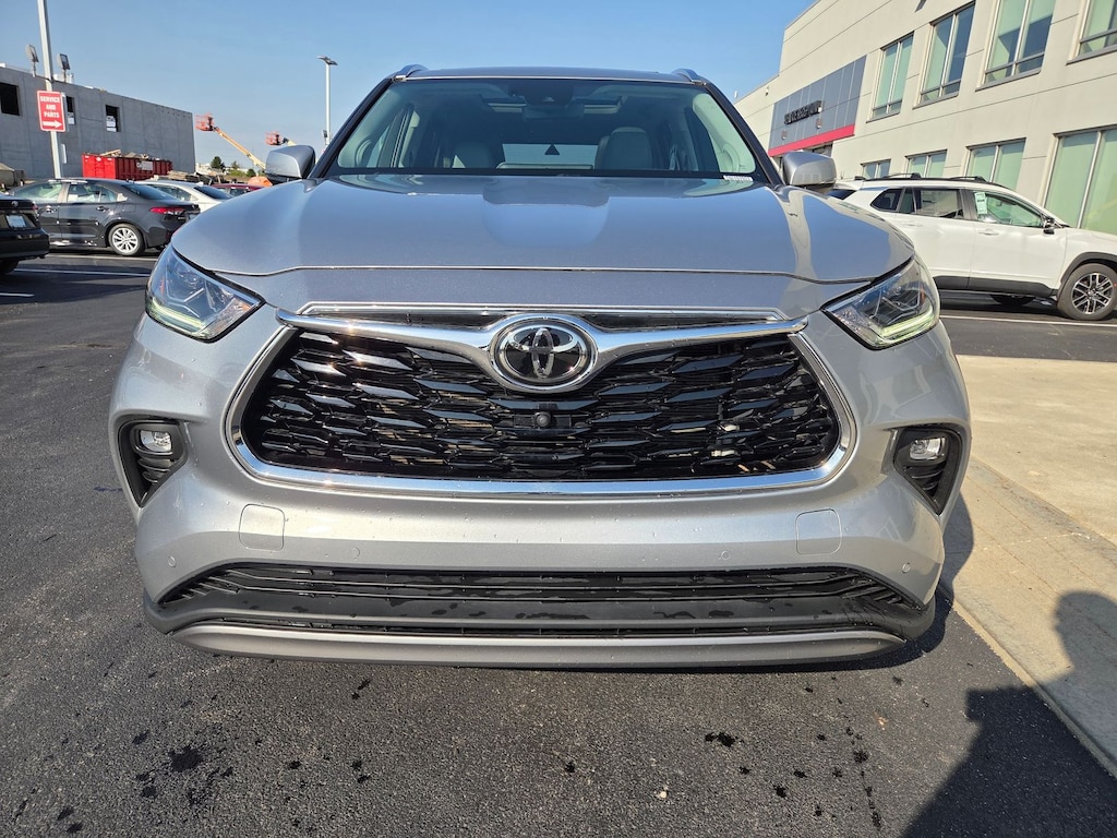 Used 2022 Toyota Highlander Platinum SUV