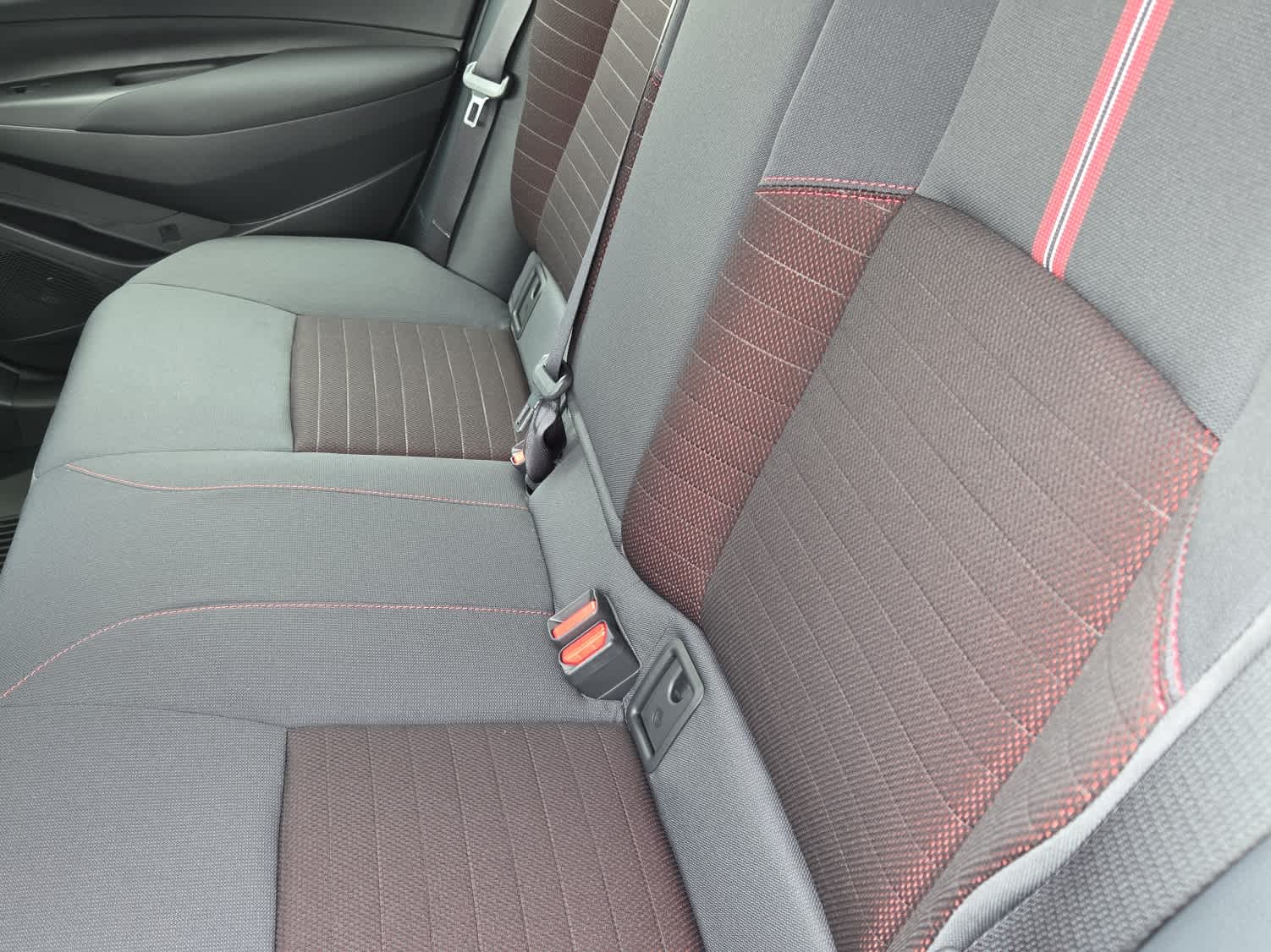 2026 Toyota Corolla SE - Photo 21