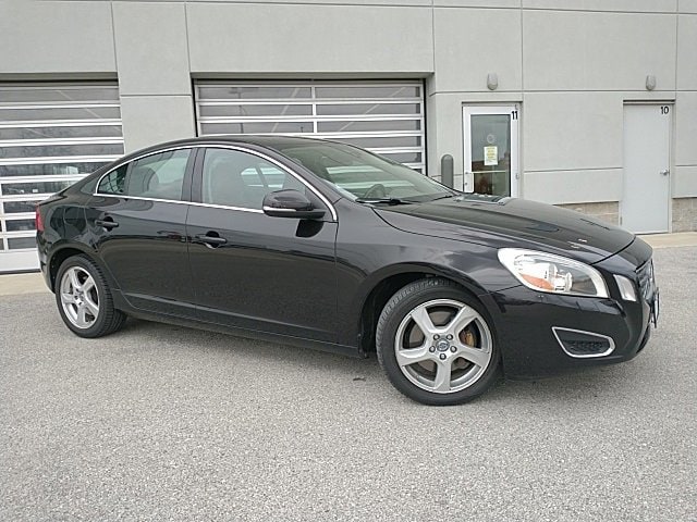 Used 2012 Volvo S60 T5 with VIN YV1622FS8C2053735 for sale in Whitestown, IN