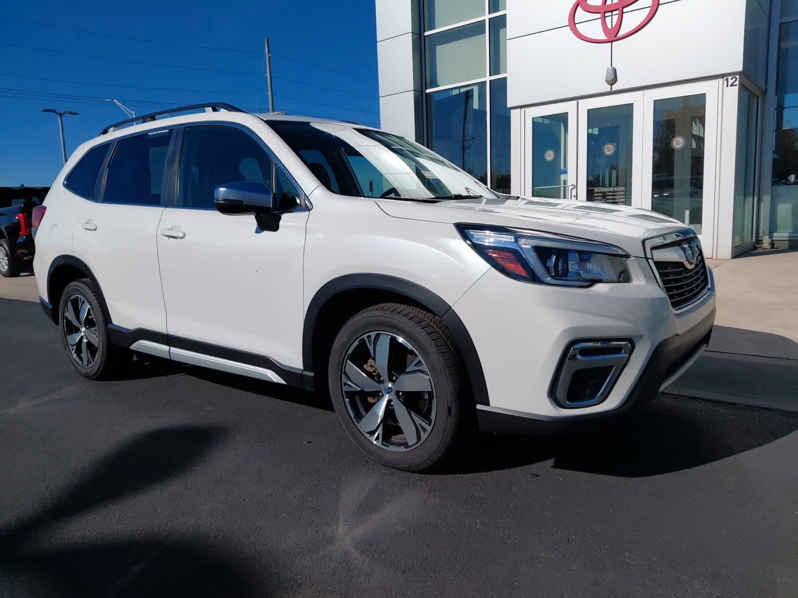 2020 Subaru Forester Touring photo 4