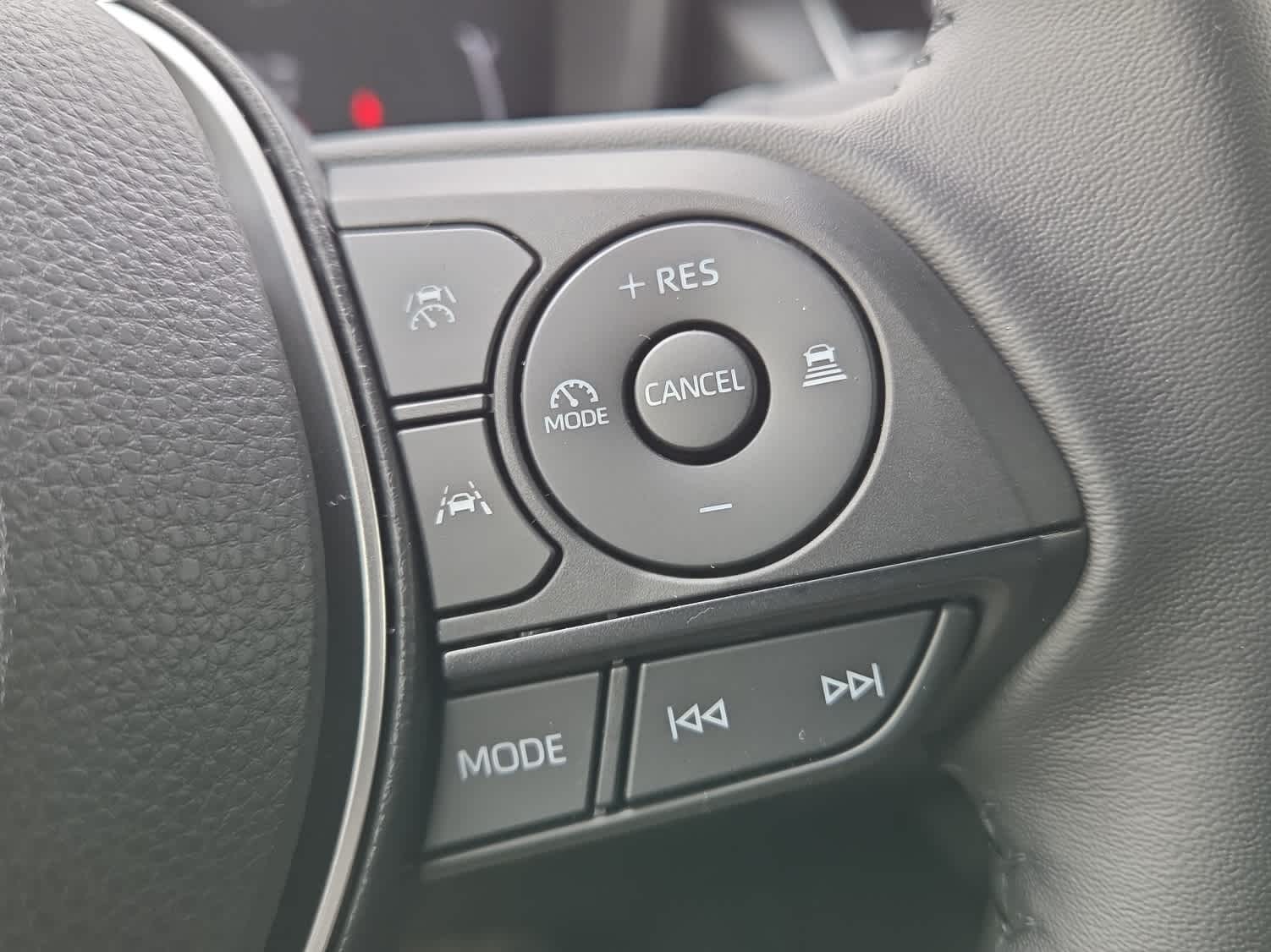 2026 Toyota Corolla SE - Photo 25