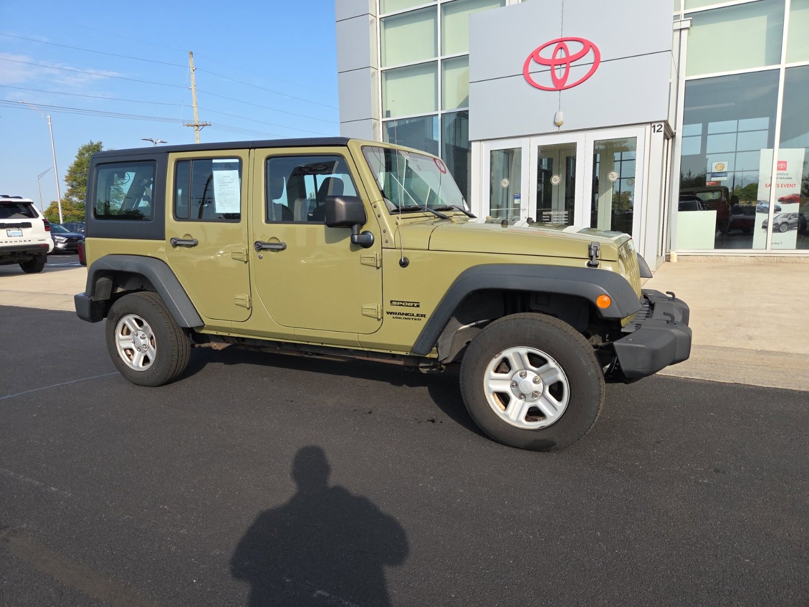 2013 Jeep Wrangler Unlimited Sport photo 2