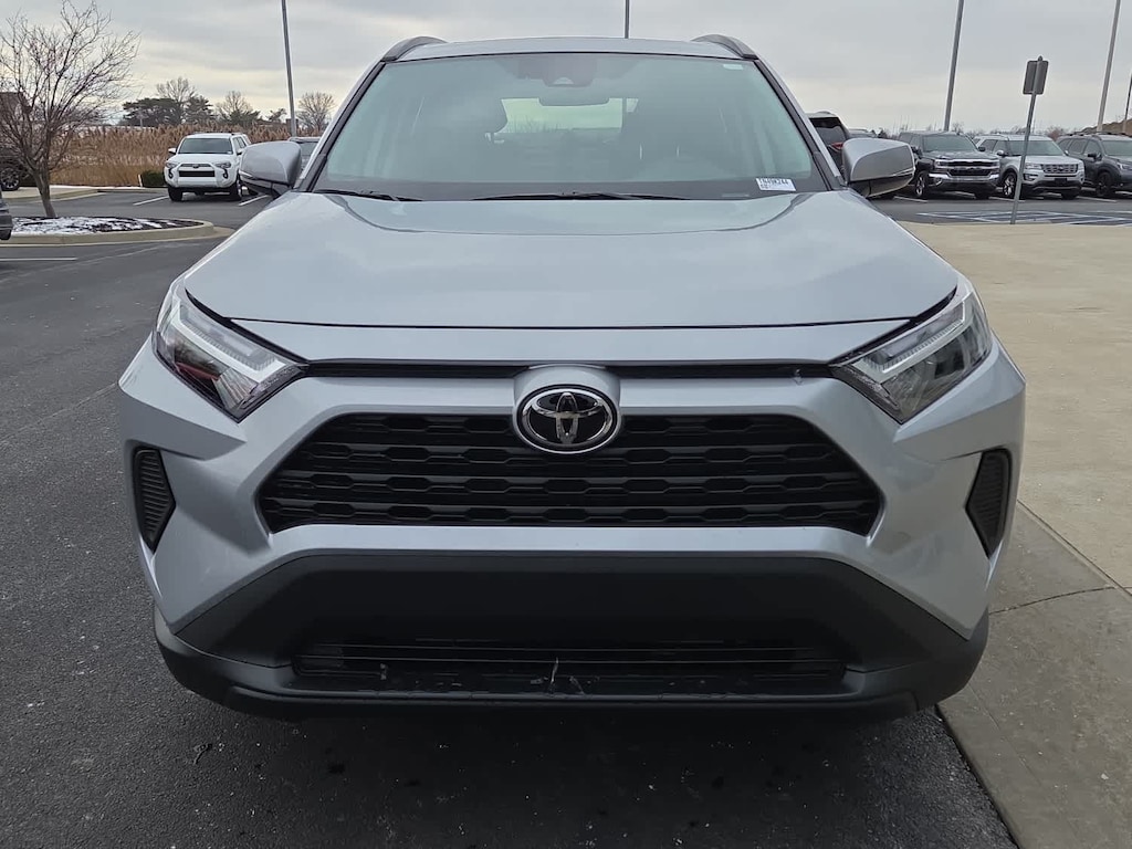 New 2025 Toyota RAV4 XLE XLE AWD SUV