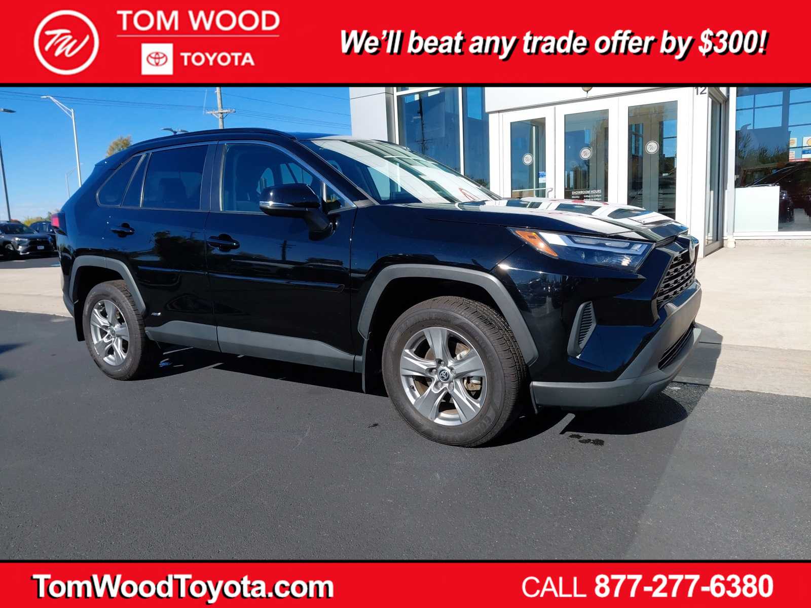 2022 Toyota RAV4 XLE's photo