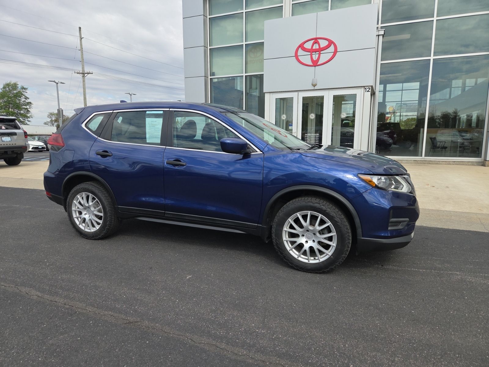 Used 2020 Nissan Rogue S with VIN 5N1AT2MV1LC778786 for sale in Whitestown, IN