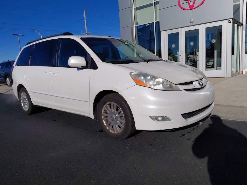 Used 2010 Toyota Sienna XLE Van