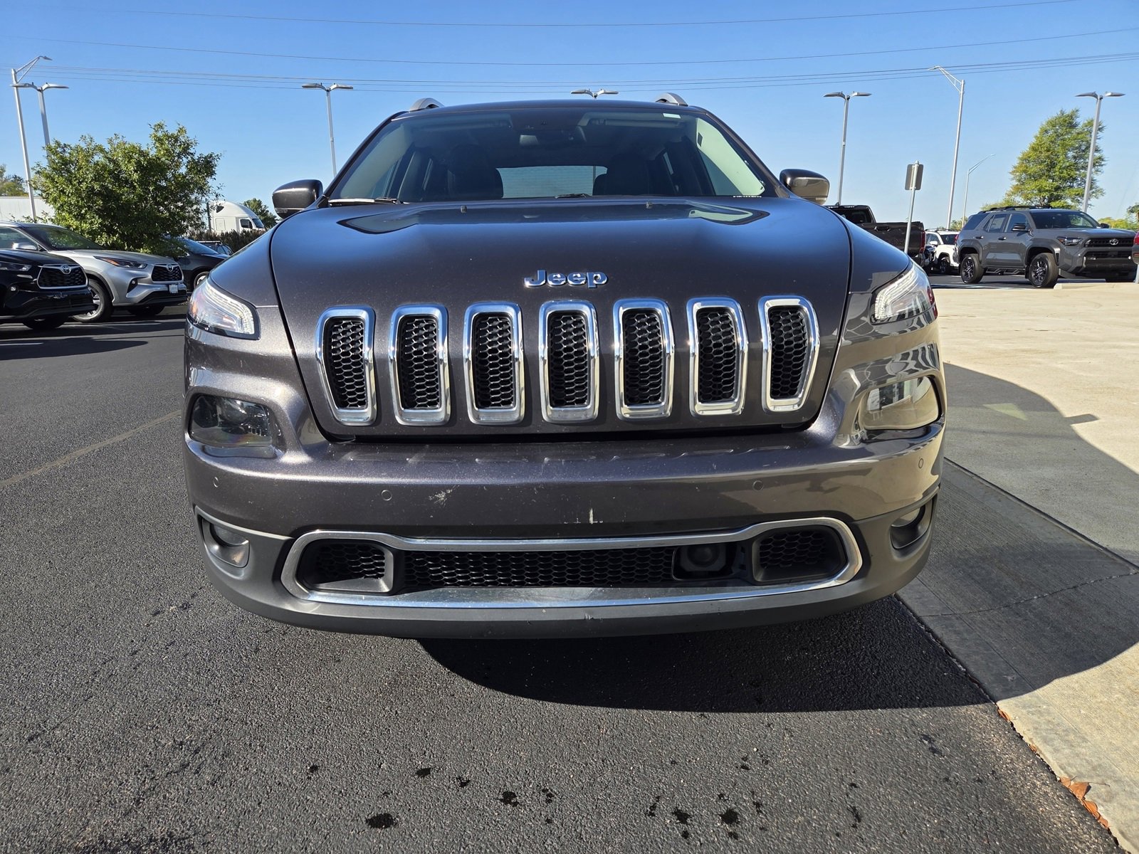 2017 Jeep Cherokee Limited photo 2