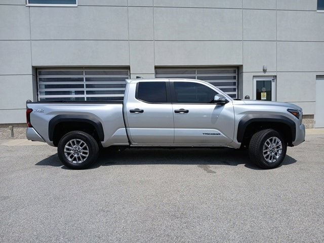 Used 2024 Toyota Tacoma TRD Off Road with VIN 3TYLB5JN5RT013162 for sale in Whitestown, IN