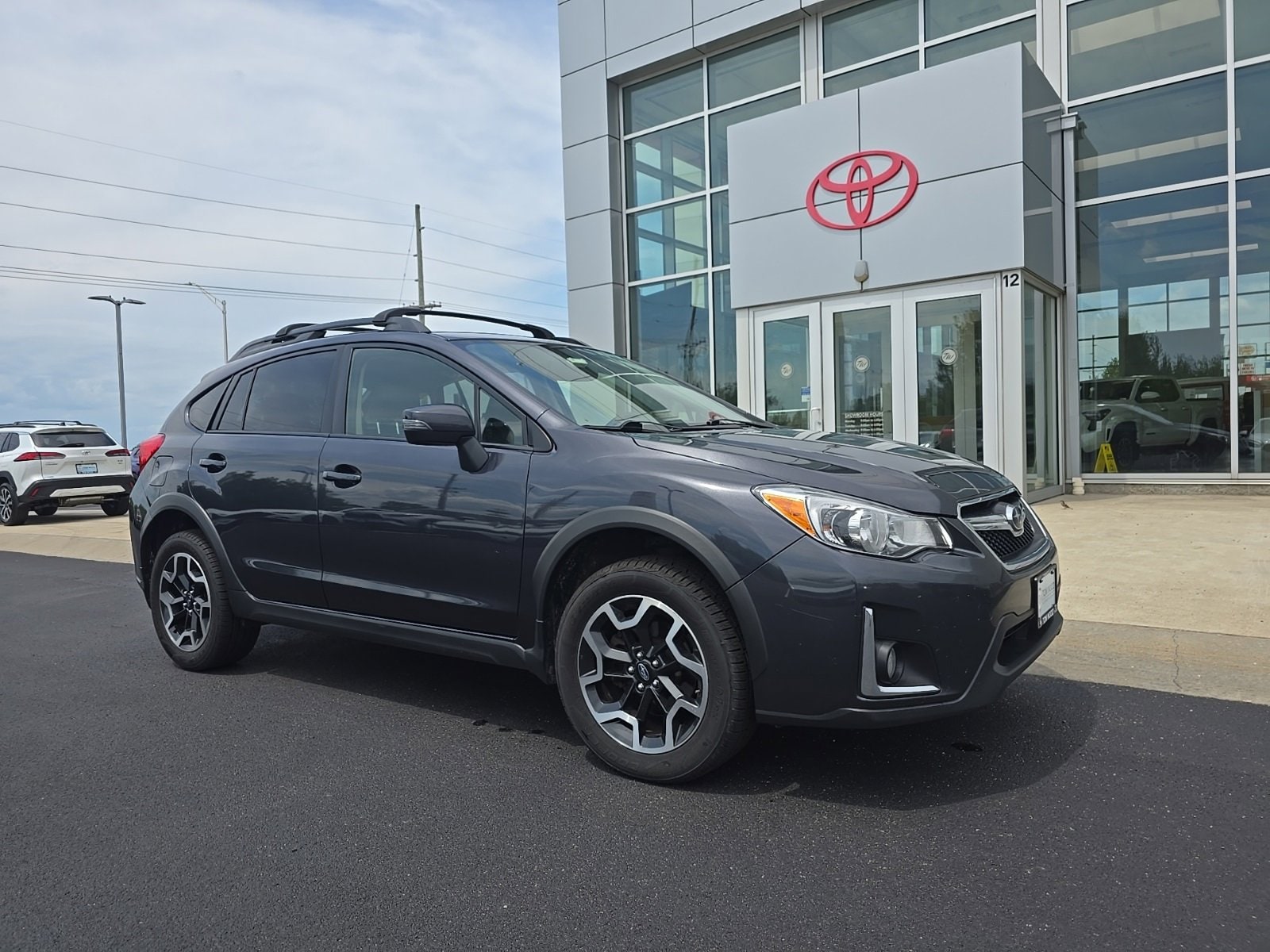 Used 2016 Subaru Crosstrek Limited with VIN JF2GPALCXGH274244 for sale in Whitestown, IN