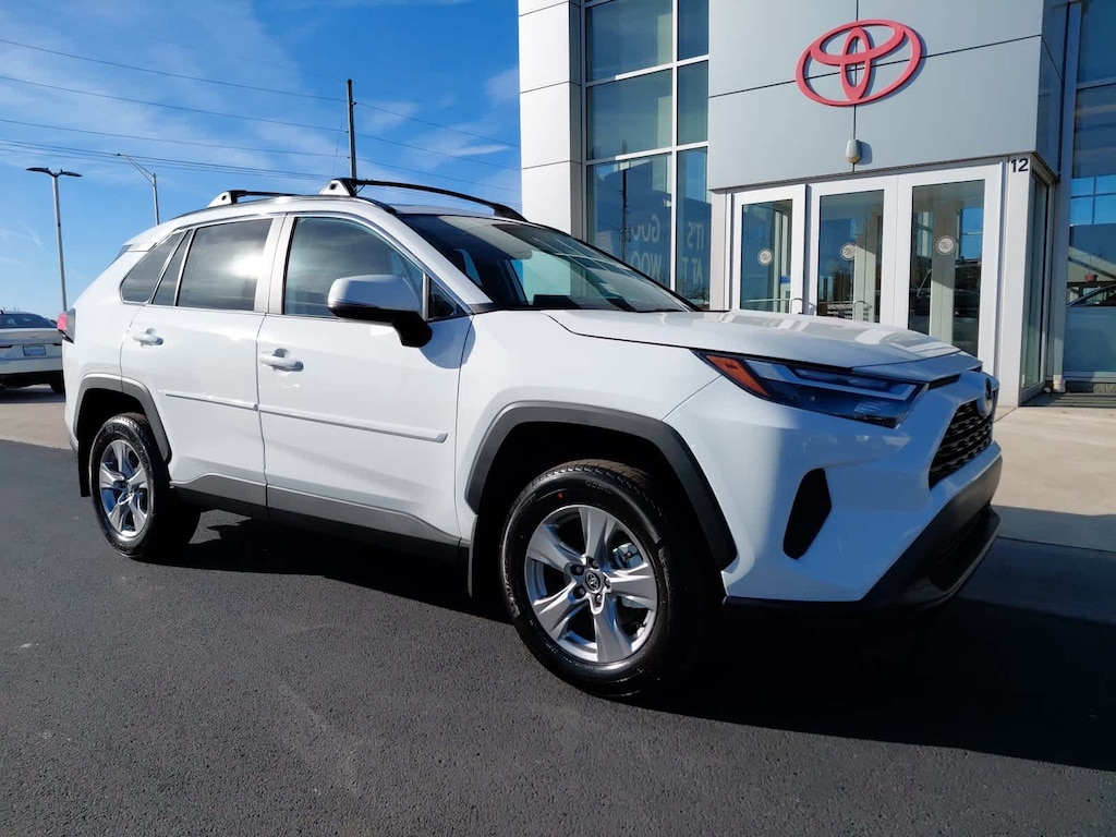 New 2025 Toyota RAV4 XLE XLE AWD SUV