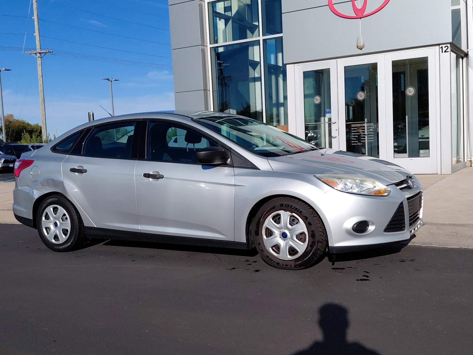 Used 2014 Ford Focus S with VIN 1FADP3E28EL362954 for sale in Whitestown, IN