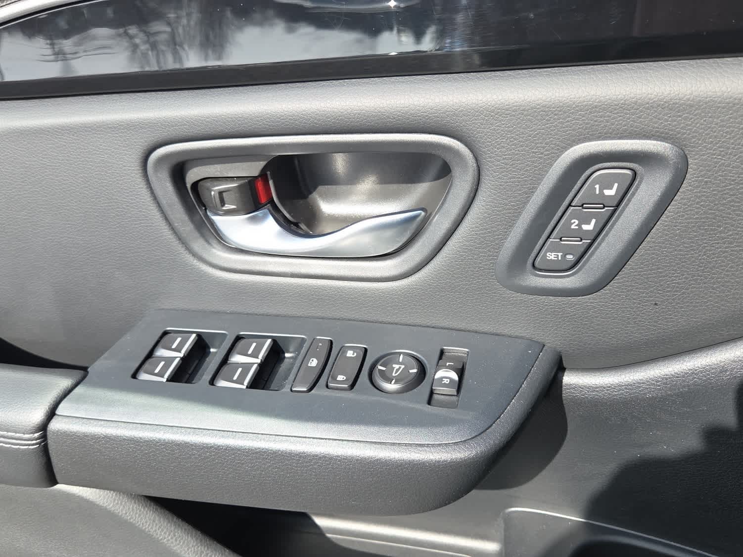 2025 Honda Pilot EX-L - Photo 21