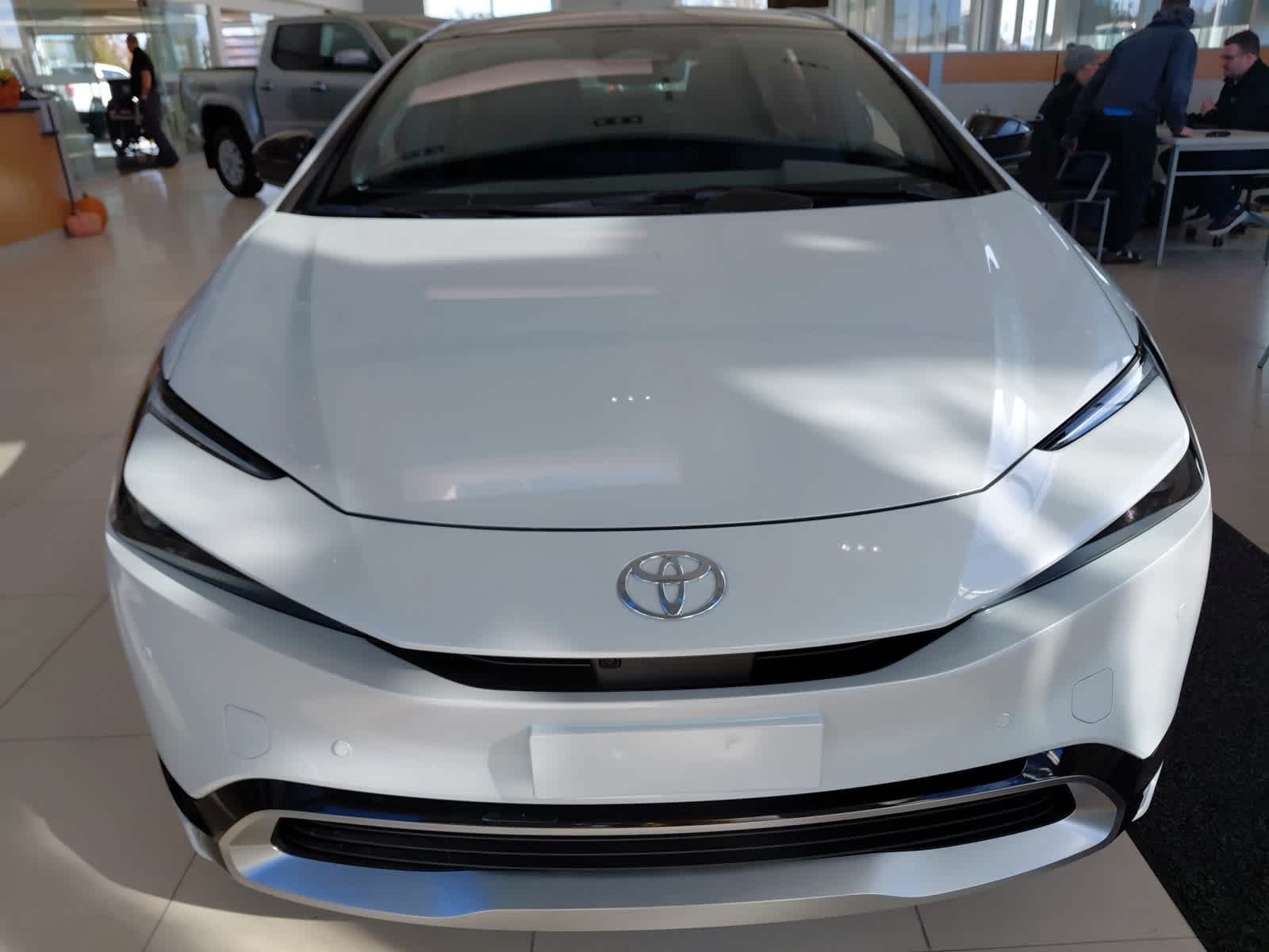 2026 Toyota Prius XSE Premium Plug-in Hybrid photo 3