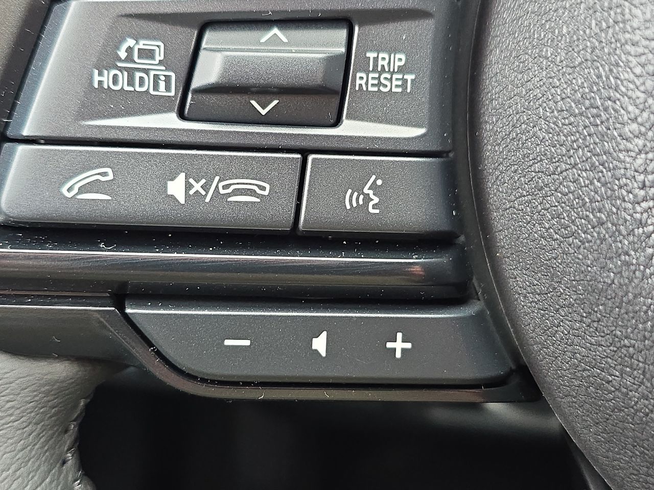 2026 Subaru Outback Limited - Photo 32
