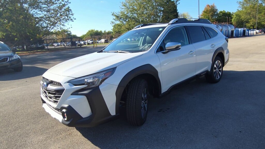 New 2025 Subaru Outback Touring SUV
