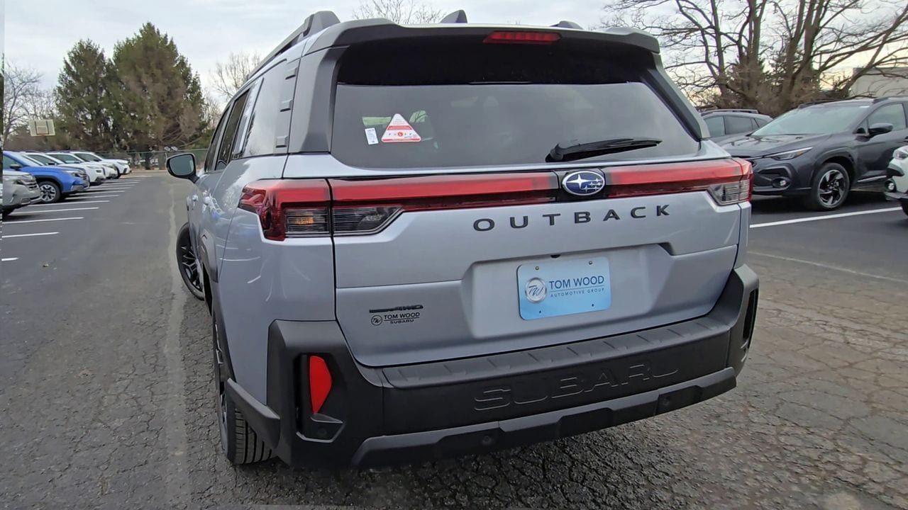 2026 Subaru Outback Limited - Photo 7