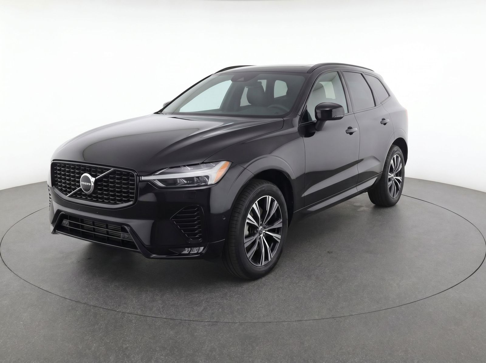 2025 Volvo XC60 B5 Core Dark AWD's photo