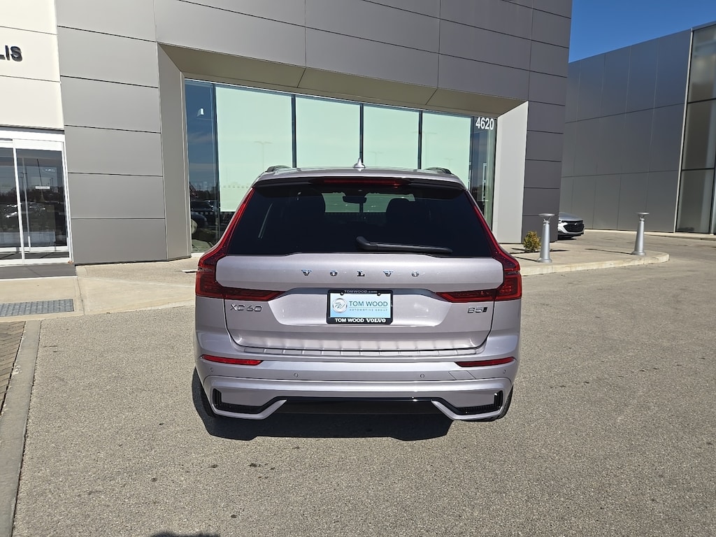 New 2026 Volvo XC60 B5 Plus SUV