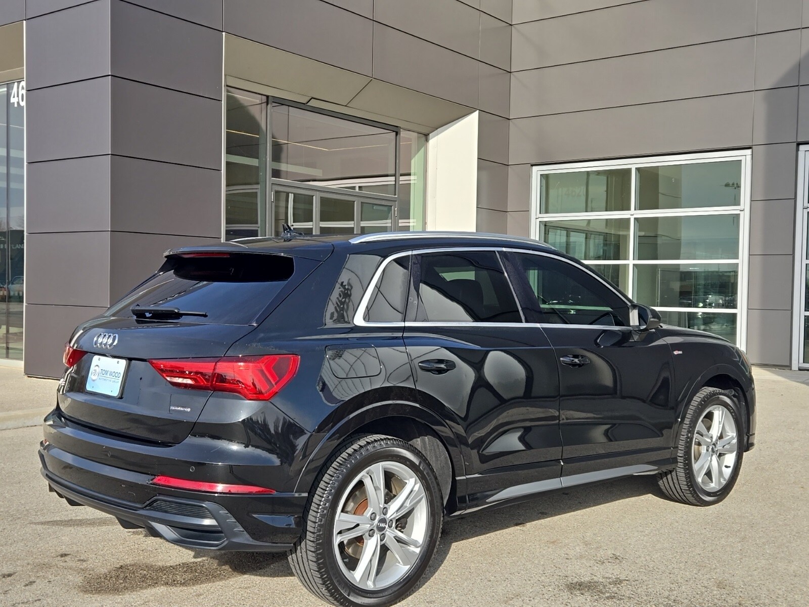 2020 Audi Q3 Premium S line photo 2