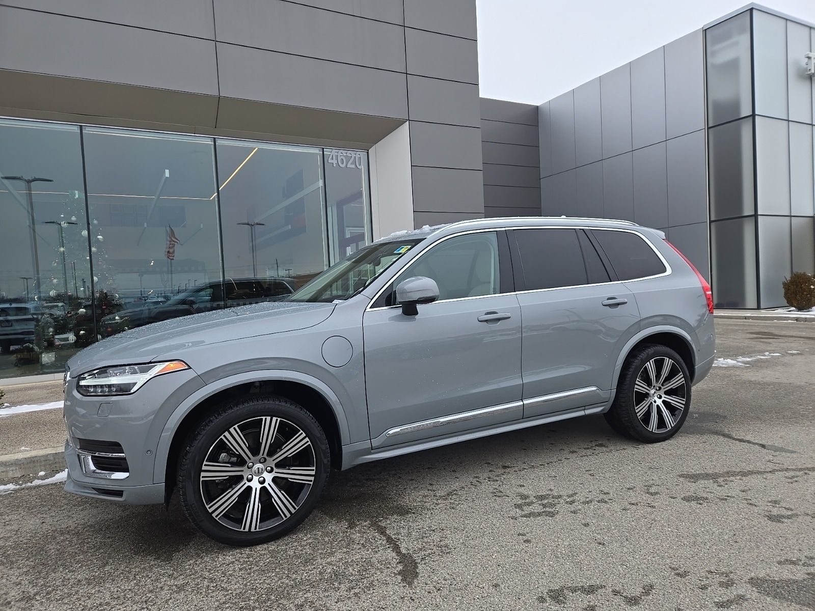 2024 Volvo XC90 Ultimate's photo