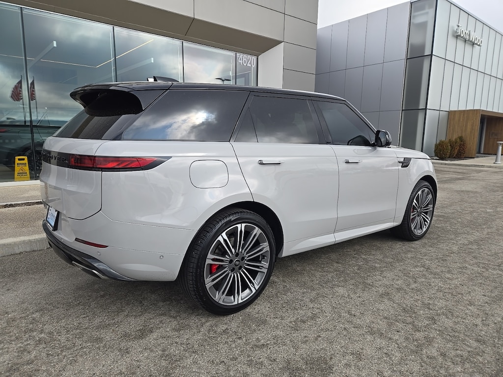 Used 2024 Land Rover Range Rover Sport Dynamic SE SUV
