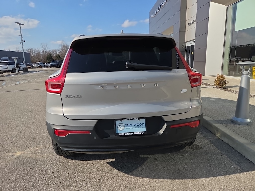 Certified 2023 Volvo XC40 Recharge Pure Electric Ultimate SUV