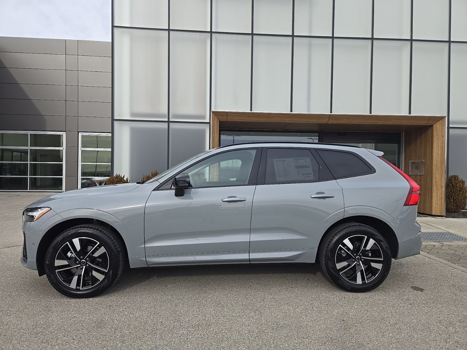 New 2026 Volvo XC60 SUV For Sale in Indianapolis | Serving