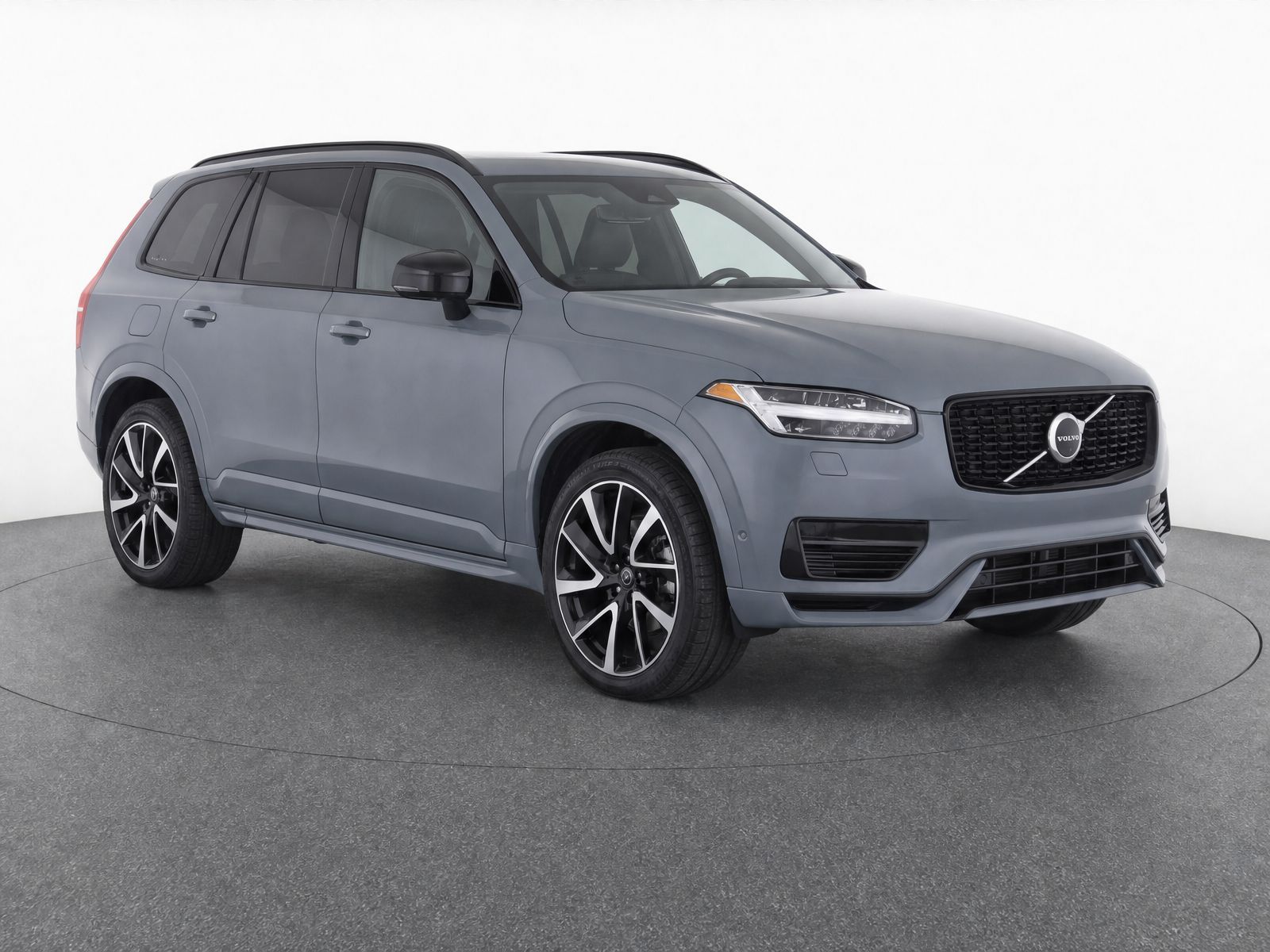 2023 Volvo XC90 T8 Ultimate Dark Theme 7-Seater 4WD's photo