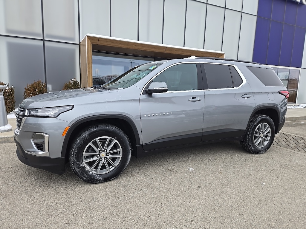 Used 2023 Chevrolet Traverse LT SUV