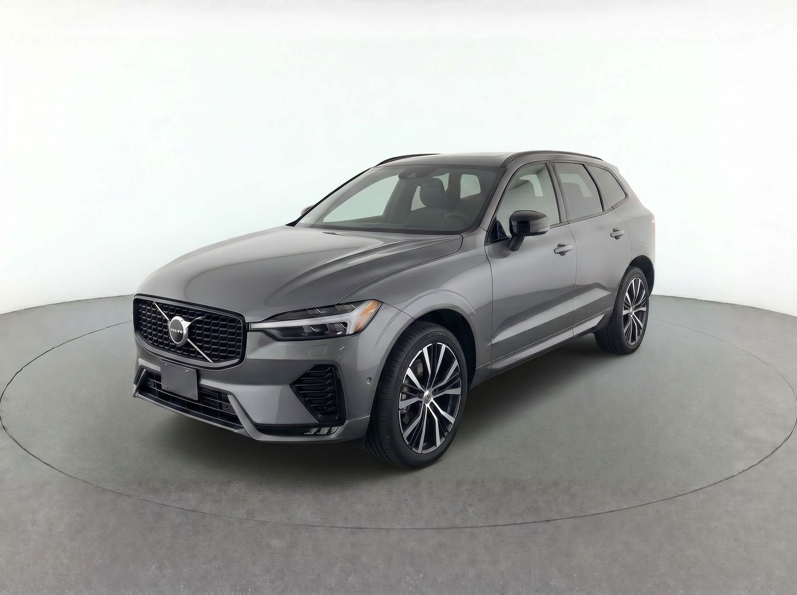 2024 Volvo XC60 B5 Plus Dark Theme AWD's photo