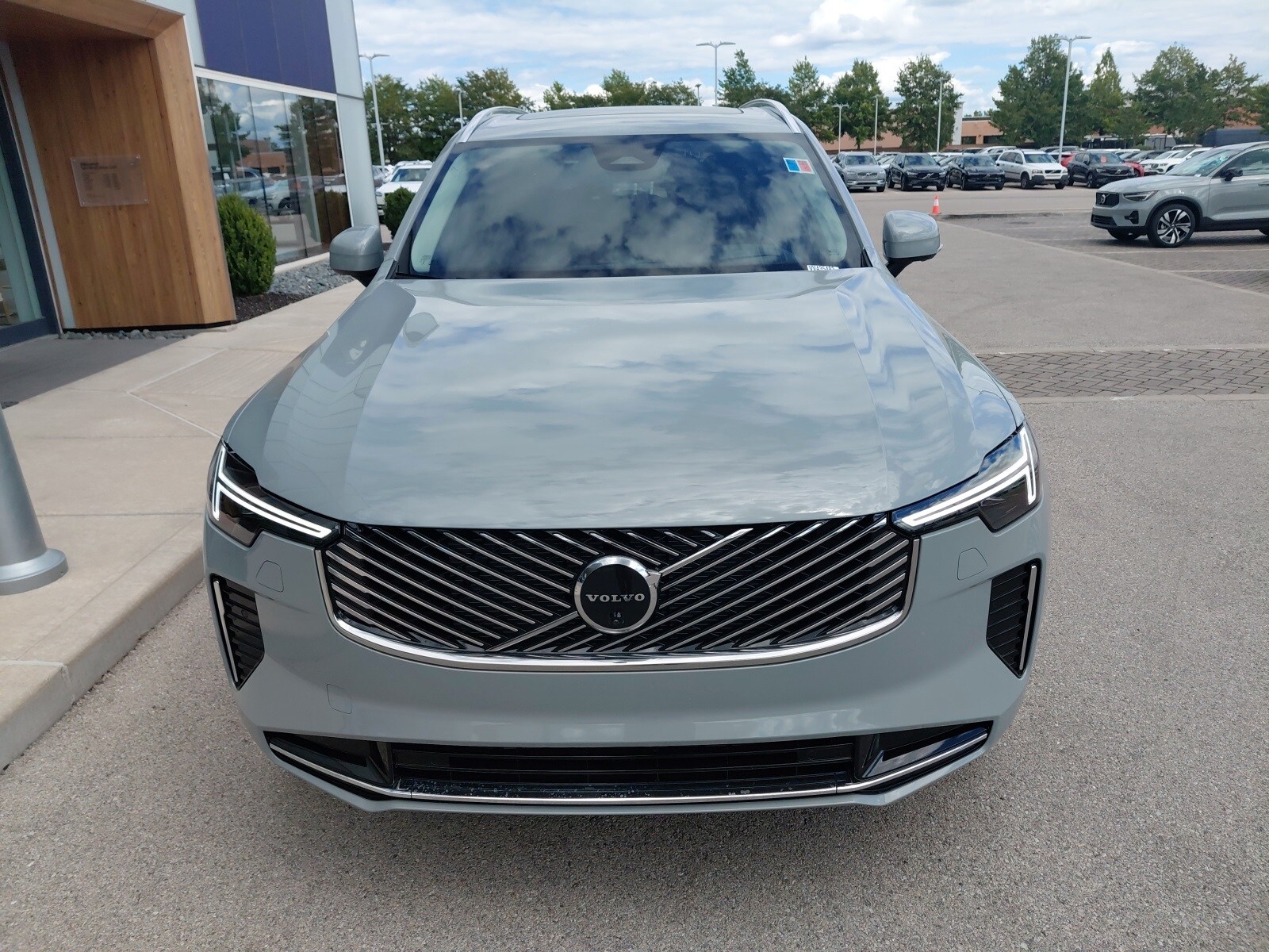 2026 Volvo XC90 photo 3