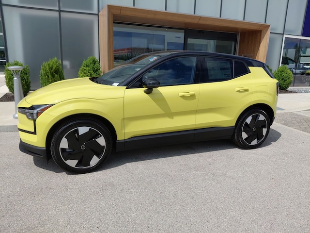 2025 Volvo EX30 Twin Motor Plus AWD SUV