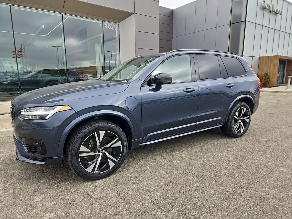 Used 2023 Volvo XC90 Recharge Plug-In Hybrid T8 Plus Dark Theme 7 Passenger SUV