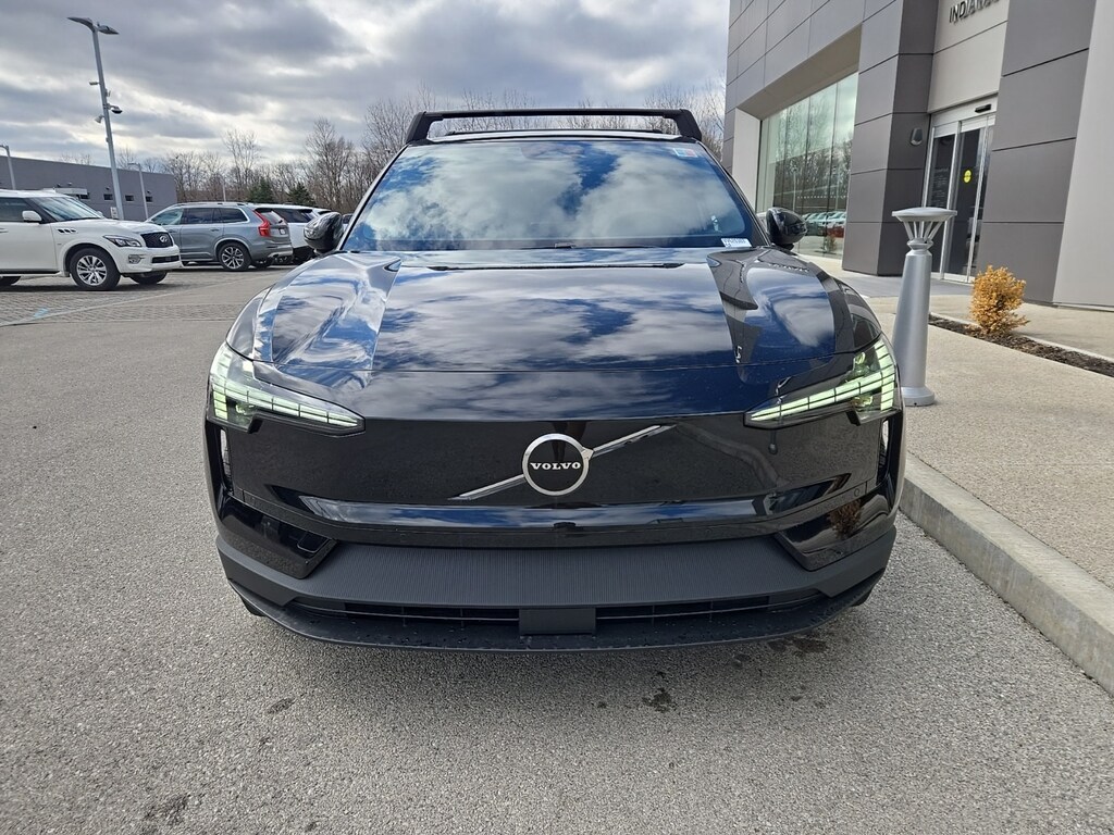 New 2026 Volvo EX30 Twin Motor Plus SUV