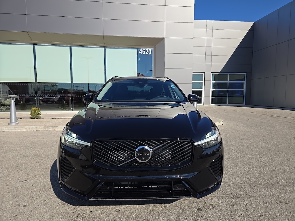 New 2026 Volvo XC60 B5 Plus SUV