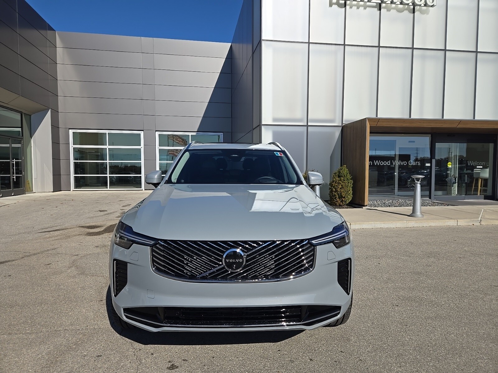 2026 Volvo XC90 photo 3