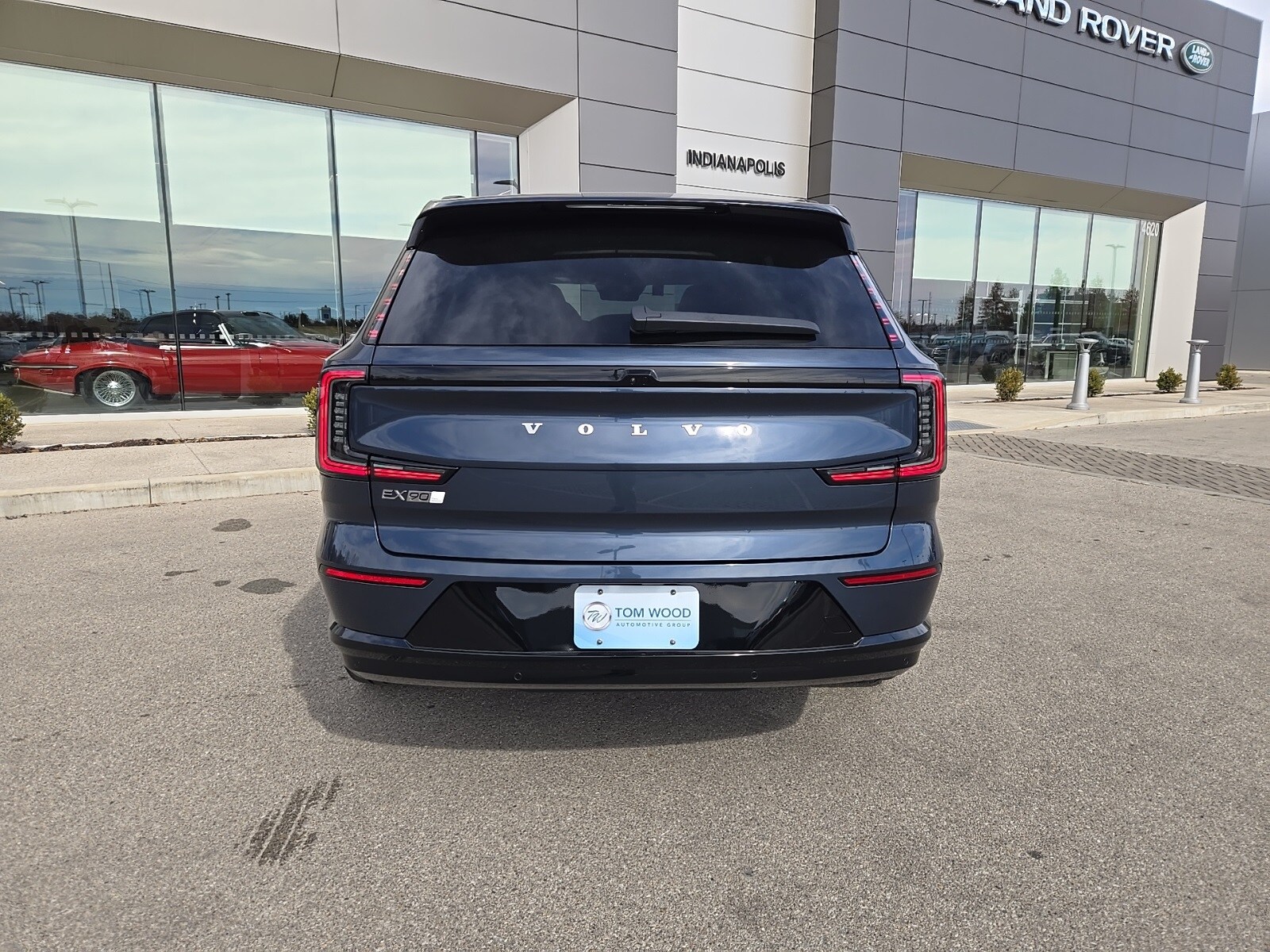 2025 Volvo EX90 Twin Motor Performance Ultra photo 3