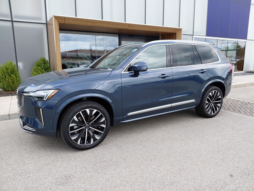 New 2026 Volvo XC90 B6 Plus 7-Seater SUV