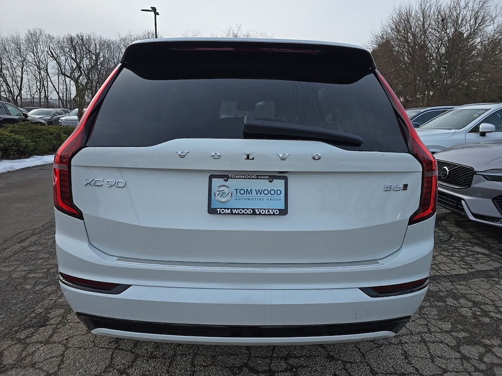 New 2026 Volvo XC90 B6 Ultra Dark Theme 6-Seater SUV