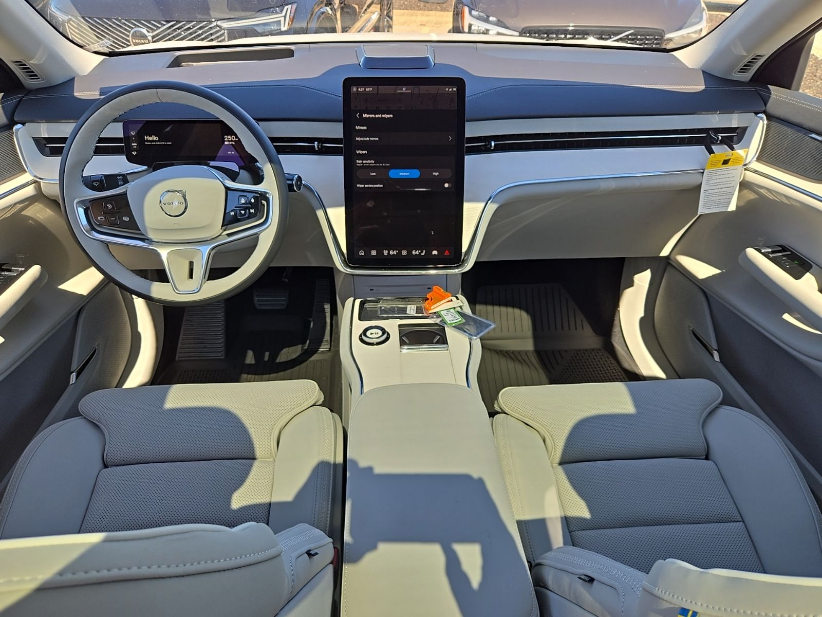2025 Volvo EX90 Plus - Photo 32