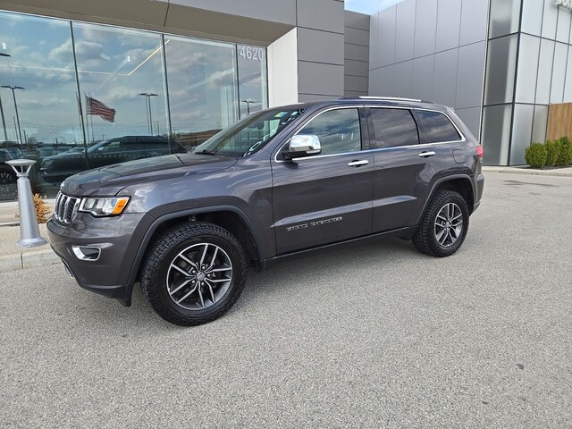 pre-owned 2017 Jeep Grand Cherokee Limited SUV for sale in Indianapolis, IN