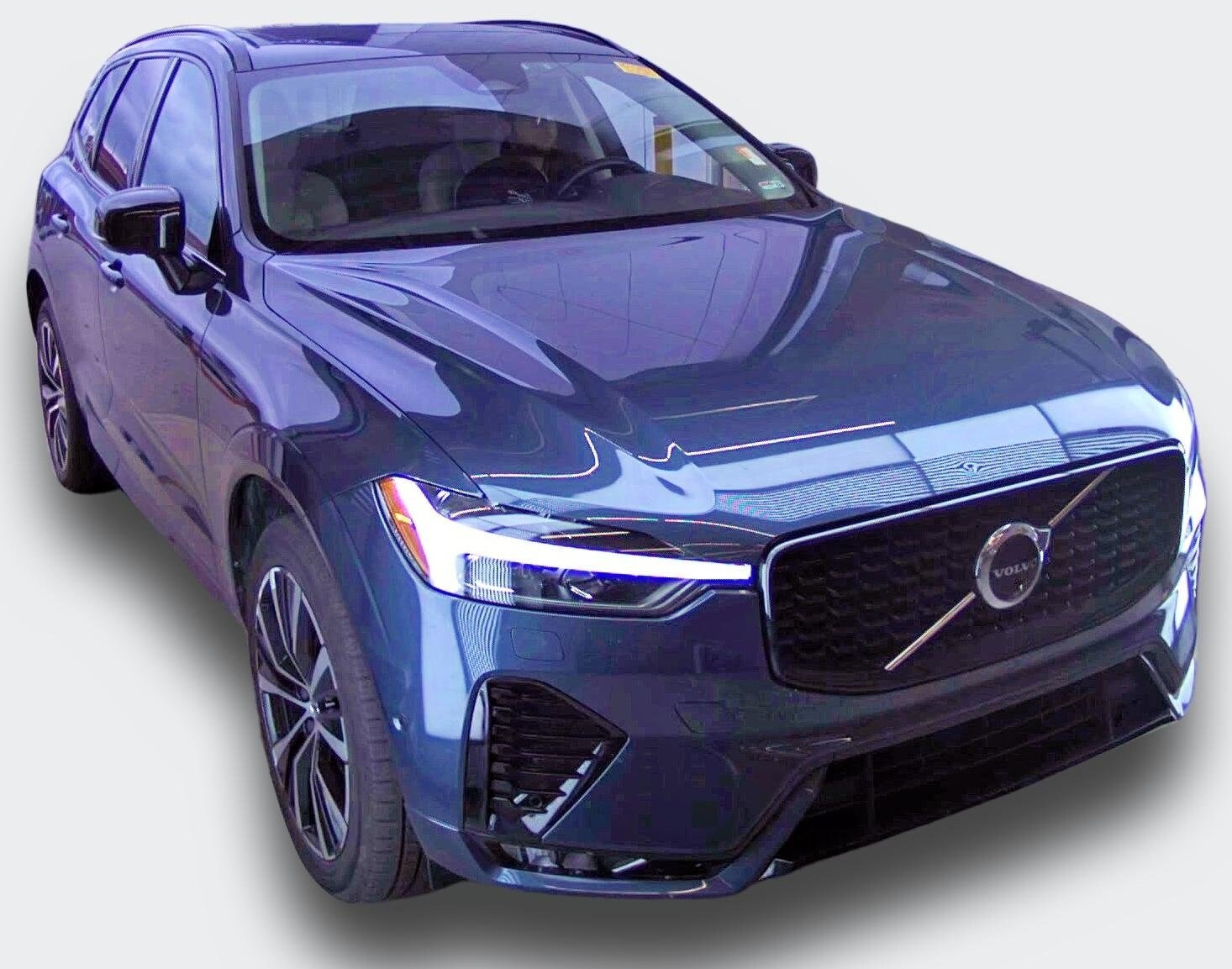 2024 Volvo XC60 B5 Plus photo 4