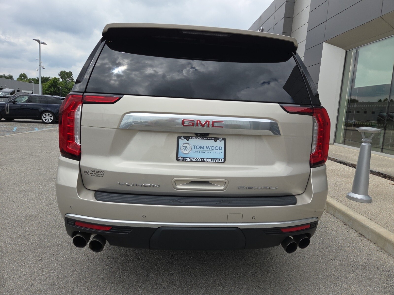 2021 Gmc Yukon XL Denali photo 4