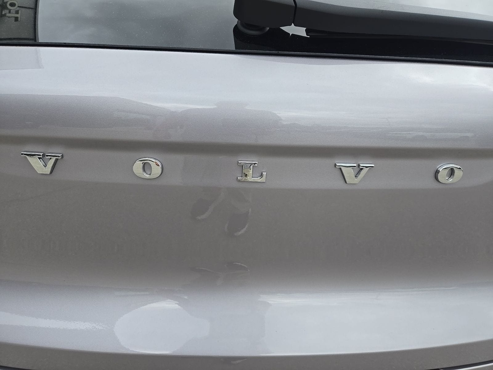 2026 Volvo XC40 Plus - Photo 10
